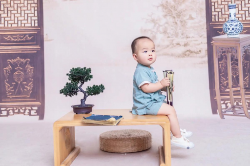 凤城宝宝汗毛重怎么办
